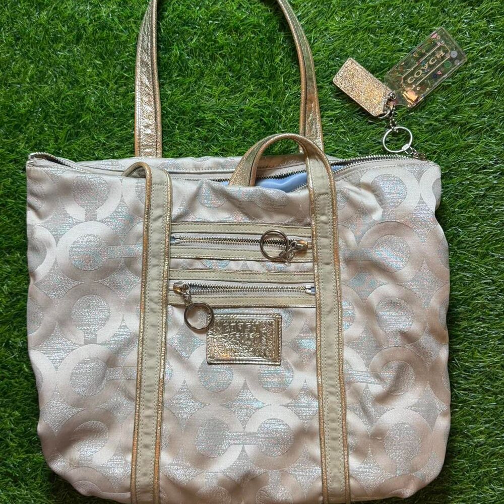 Coach Women's Gold and Cream Bag